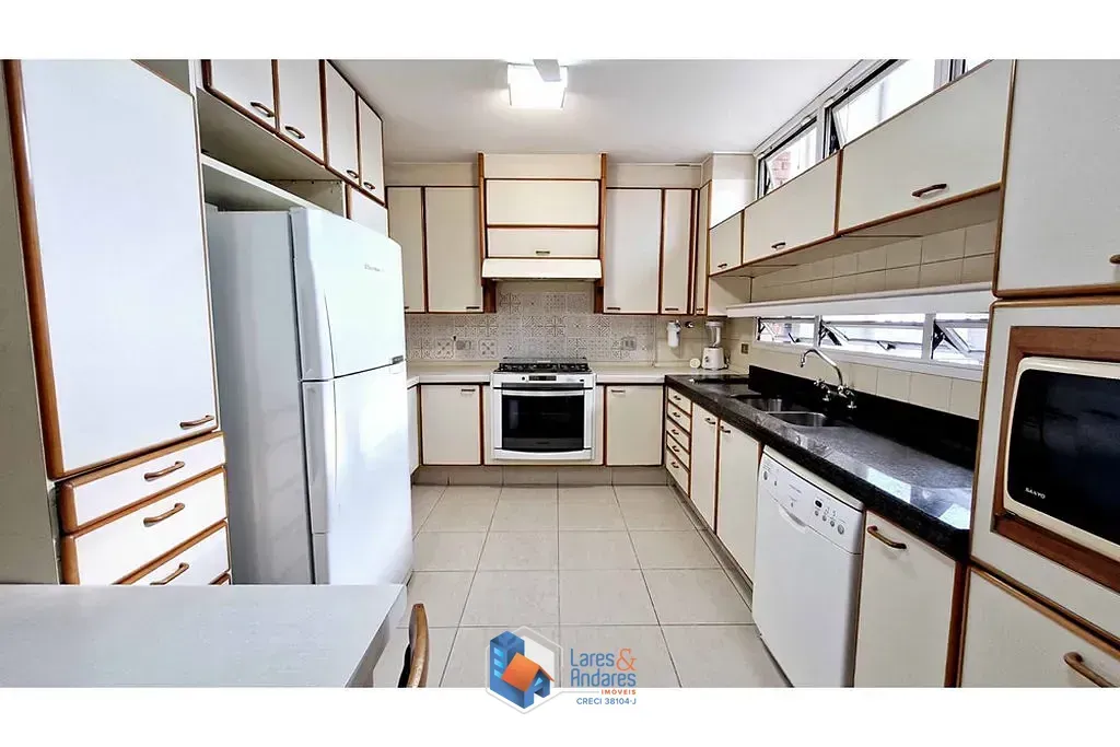 Imagem Apartamento à venda 3 Quartos 3 Suites 4 Vagas 201M² Real Parque São Paulo - SP