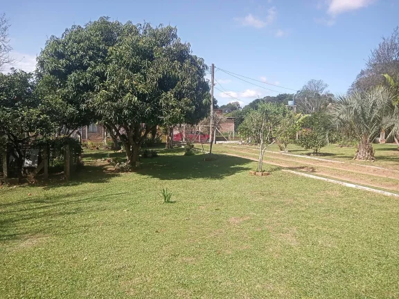 Imagem EXCELENTE!!! Sítio com 1000m², Casa, Salão de festas, Piscina, Águas Claras