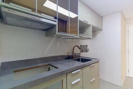 Imagem Apartamento, com 02 Dormitórios, com varanda e 01 vaga, à venda, na Vila Ema.