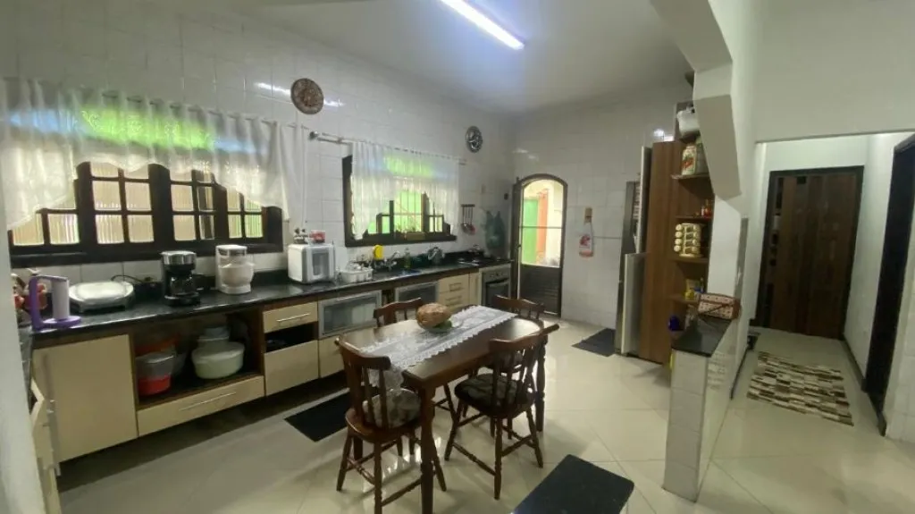 Imagem CASA COM 100,00 m² - OCIAN - PRAIA GRANDE SP