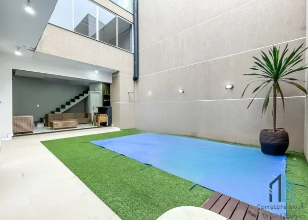 Imagem (Estuda permuta e financiamento) Sobrado Semi mobiliado lindo, 03 suítes, piscina, 06 vagas, em São José dos Pinhais PR