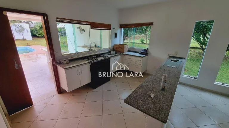 Imagem Casa com 3 dormitórios à venda, 148 m² por R$ 850.000,00 - Condomínio Serra Verde - Igarapé/MG