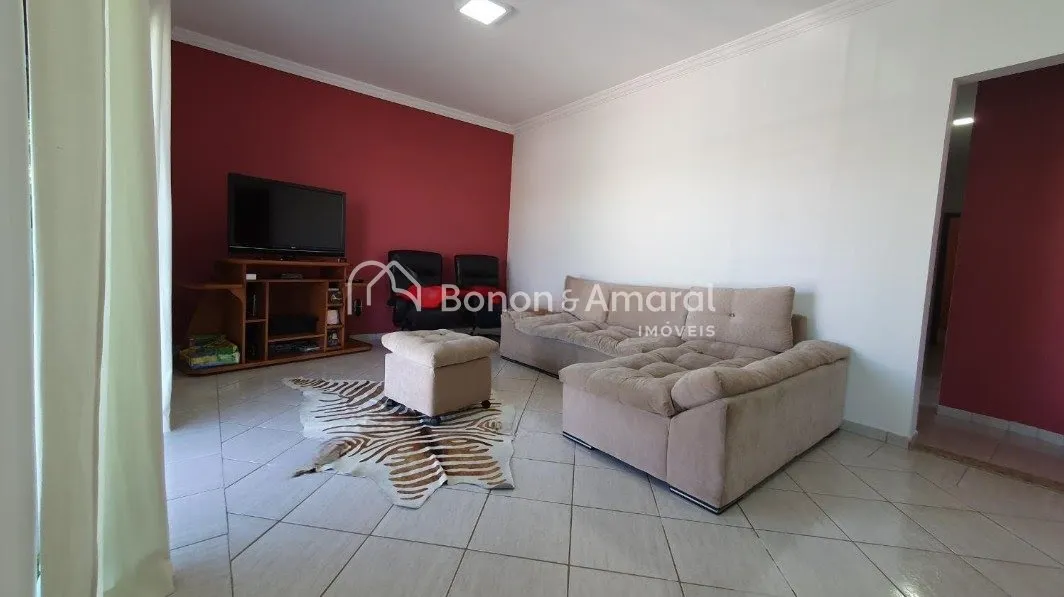 Foto do imóvel "Conforto e Segurança: Casa com 3 Dormitórios em Condomínio Fechado em Valinhos!" em Alameda Argel, 341 - Condomínio Residencial Terras do Oriente, Valinhos - SP