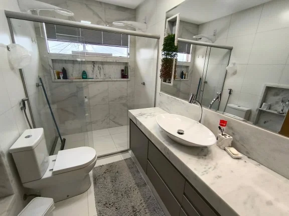 Imagem Sobrado 3 Suites Sozinho No Lote A 6 Min Do Flamboyant