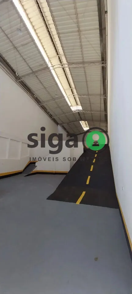 Imagem Galpão/Depósito/Armazém e 1 banheiro à Venda, 454 m²