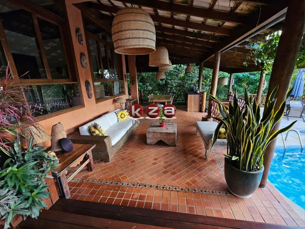 Imagem Casa de luxo em condomínio à venda em Guarujá-SP, Praia de Taguaiba: 6 quartos, 6 suítes, 3 salas, 8 banheiros, 4 vagas, 300m².