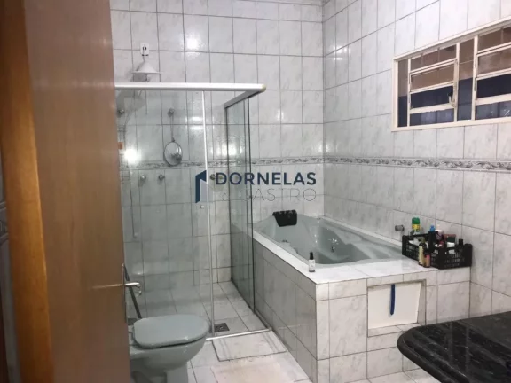 Imagem CASA NA LAJE 3 SUÍTES COND. FECHADO NO JOCKEY RUA 01 VICENTE PIRES TERRENO DE 875M²
