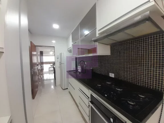 Imagem Apartamento Padrão de 03 dormitórios para venda nas Pitangueiras Guarujá SP