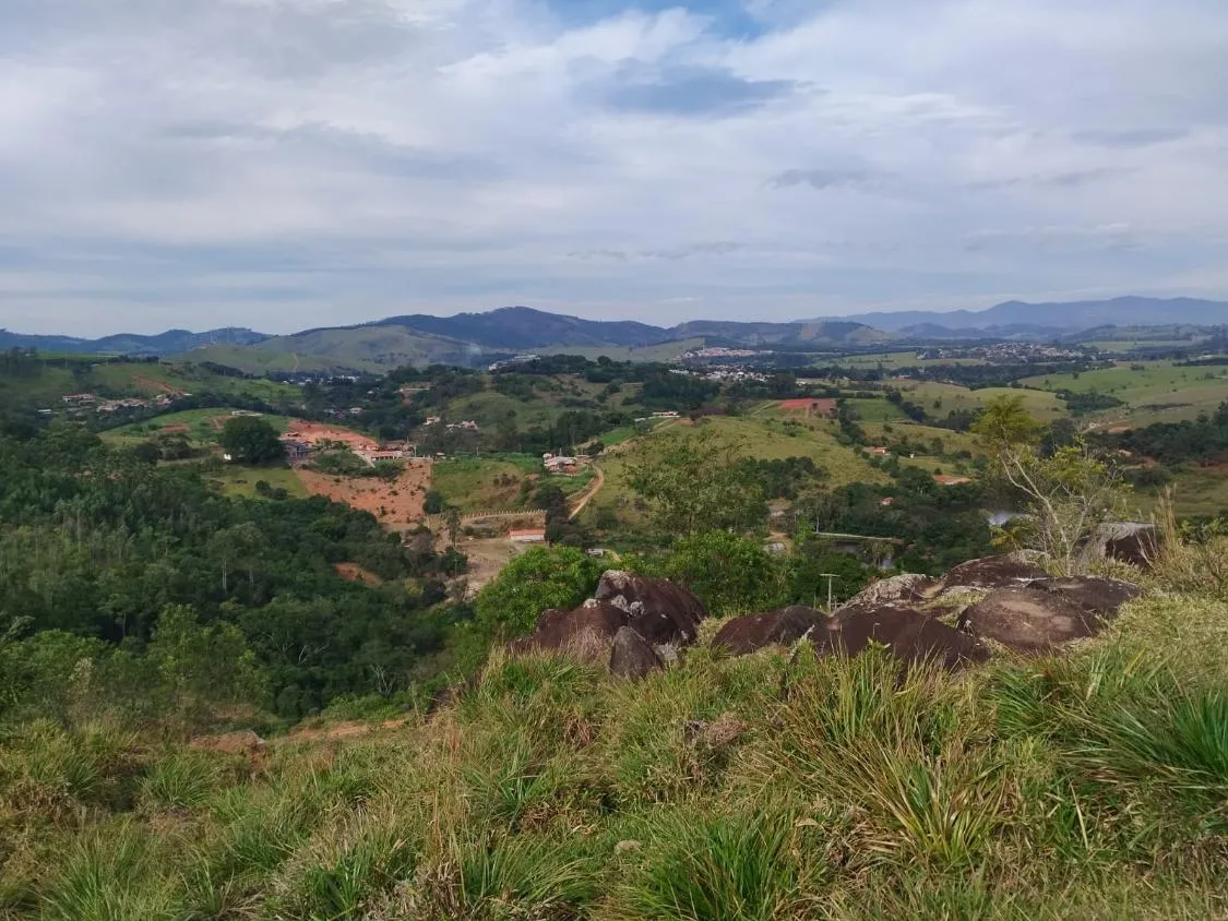 Imagem Terreno com 20.000 m² ? A Apenas 3 km de Piracaia!