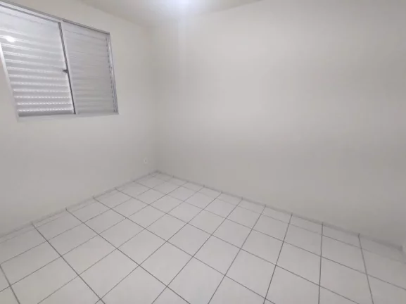 Imagem Apartamento em ótima localização sendo 01 Sala, 01 cozinha, 02 dormitórios, 01 WC com lavabo e b...