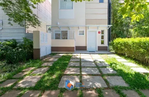 Foto do imóvel Casa no condomínio Terrara para venda com 3 quartos, sendo 1 suíte, 92m² em Avenida Interlagos