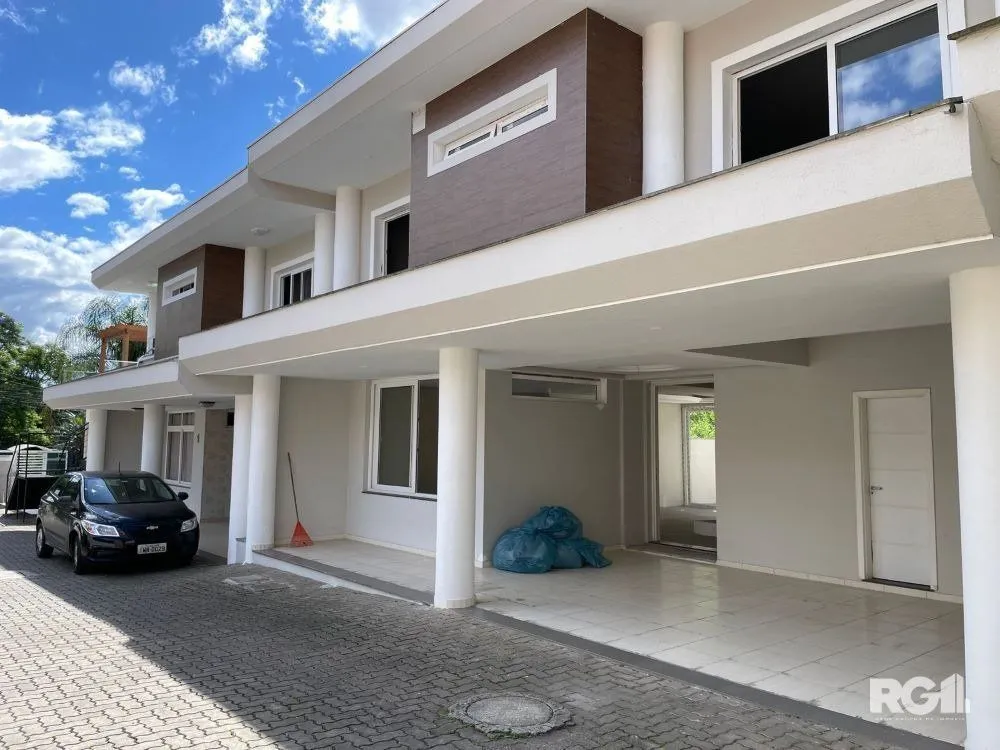 Imagem CASA A VENDA CONDOMINIO PEDRA REDONDA 03 DORMITORIOS