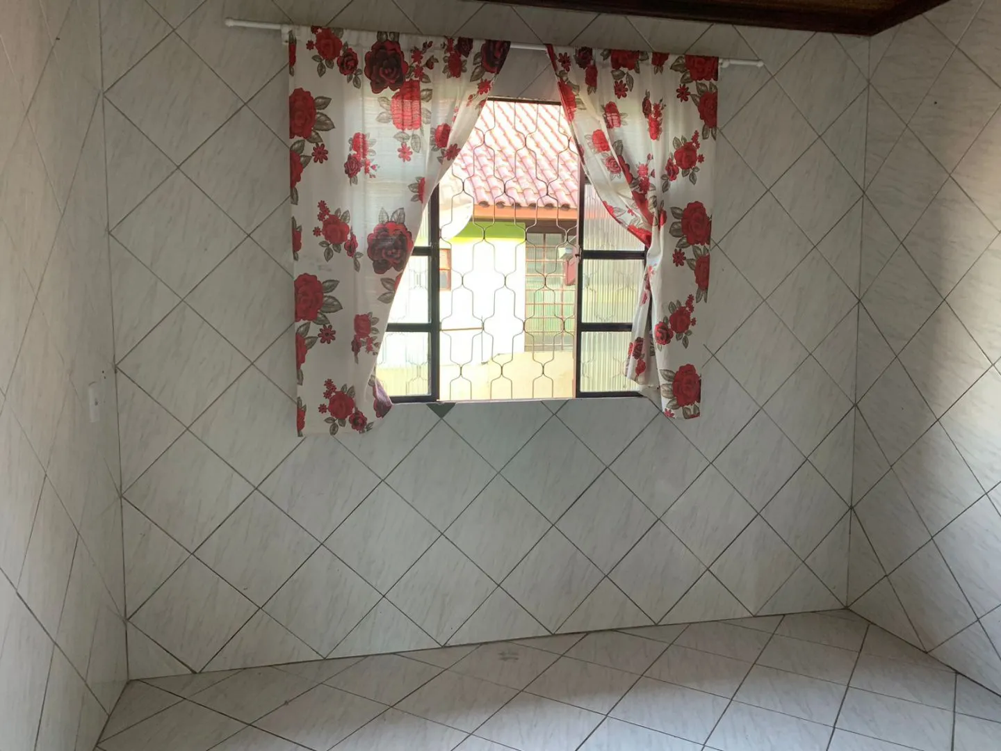 Imagem Oportunidade na Vila Elsa - Duas Casas no Mesmo Terreno!