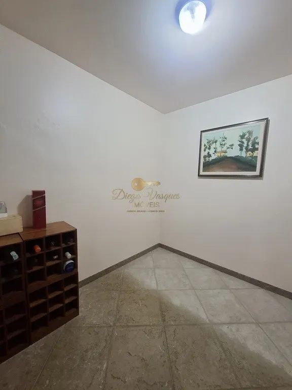 Imagem Casa em Condomínio para Venda em Teresópolis / RJ no bairro Parque do Imbui