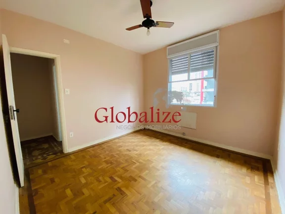 Imagem 3 Dormitórios em uma das melhores localizações no Gonzaga em Santos. R$ 430.000,00