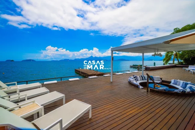 Imagem Casa Luxuosa Frente Mar em Tanguá, Angra dos Reis-RJ: 6 suítes, praia particular e deck para embarcações.
