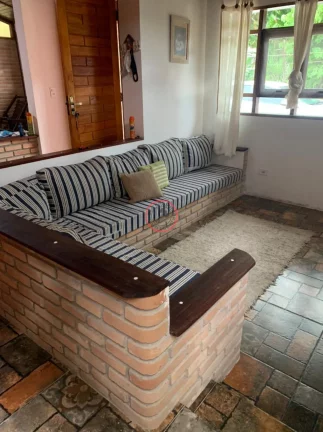 Imagem CASA A VENDA COM 3 DORMITÓRIOS, SENDO 1 SUÍTE, EM TERRENO DE 470 METROS , EM BOISSUCANGA