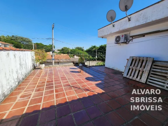 Imagem Excelente sobrado em avenida com salão comercial