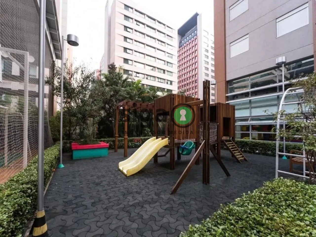 Imagem Apartamento Moderno com Varanda e Ar-Condicionado no Coração da Vila Olímpia.