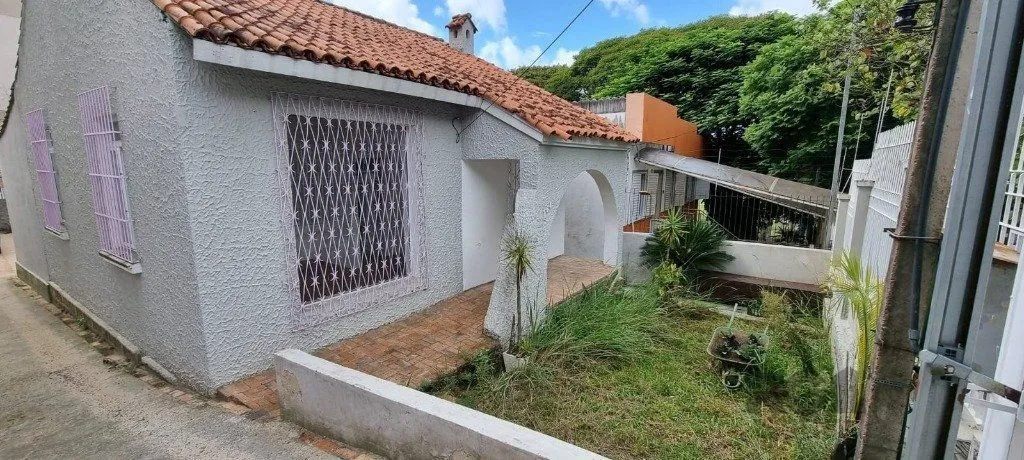Imagem Casa de 2 dormitórios no bairro Petrópolis