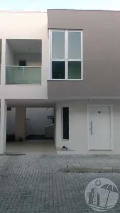 Imagem Investimento Seguro: Casa Alugada e Gerando Renda! Na BARRA