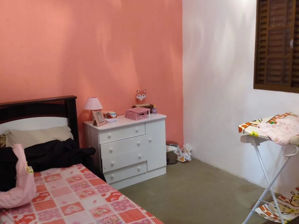 Imagem Chácara à venda 3 Quartos, 2 Vagas, 1800M², Parque Lago Azul, Pindamonhangaba - SP