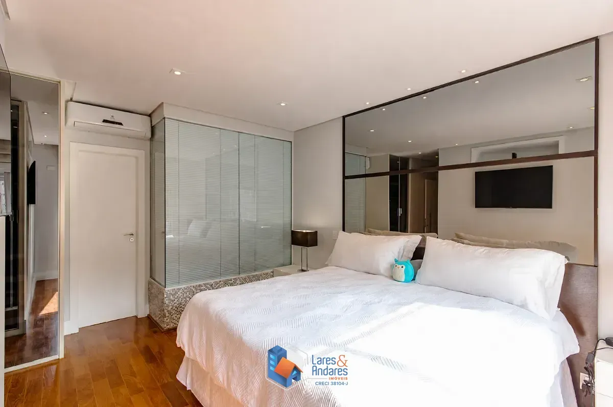 Imagem Apartamento para venda em Jardim Paulista com 4 quartos, sendo 3 suítes, 240m²
