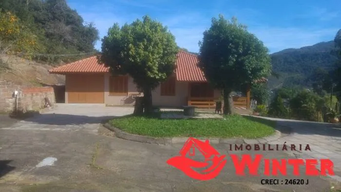 Imagem Bela casa de 4 quartos com 230m² em São Vendelino.