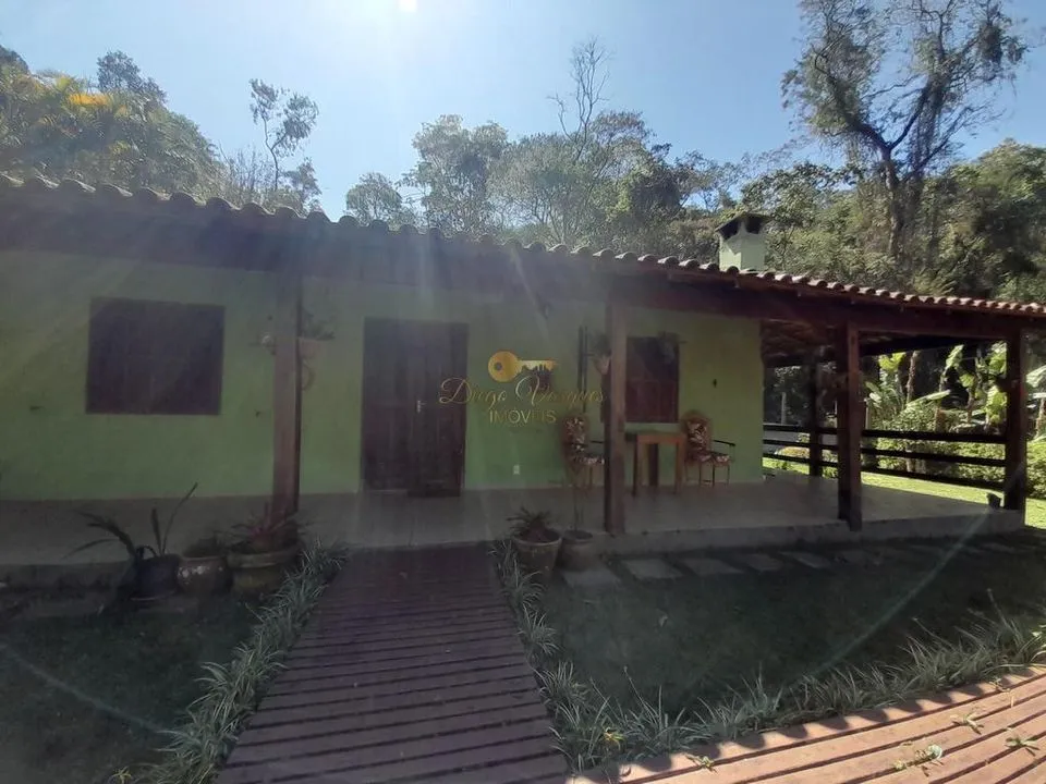 Imagem Casa para Venda em Teresópolis / RJ no bairro Santa Rita