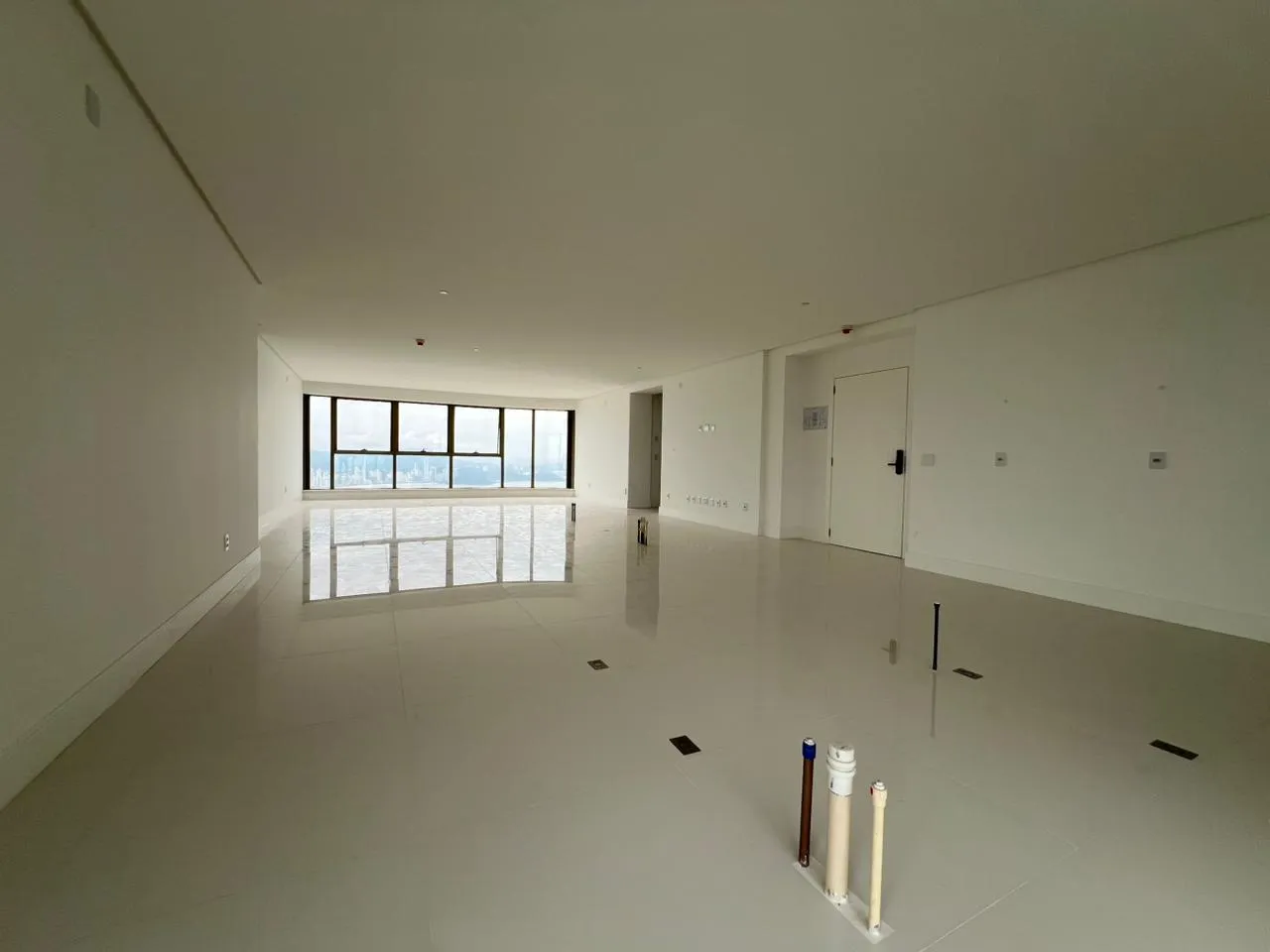 Imagem Apartamento com vista para o mar à venda com 530m2 por R$ 26.000.000,00