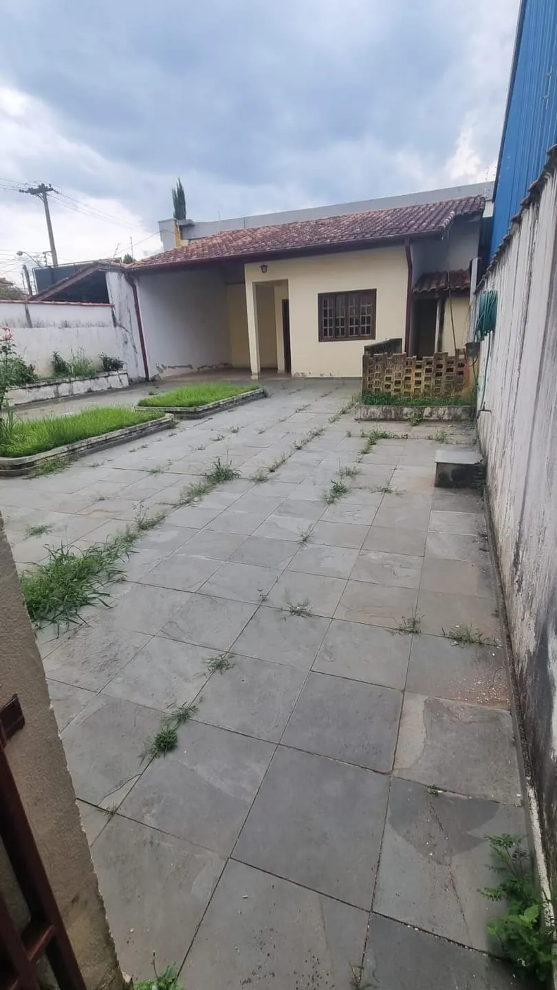Imagem Sobrado à venda - 4 dormitórios (1 Suite)