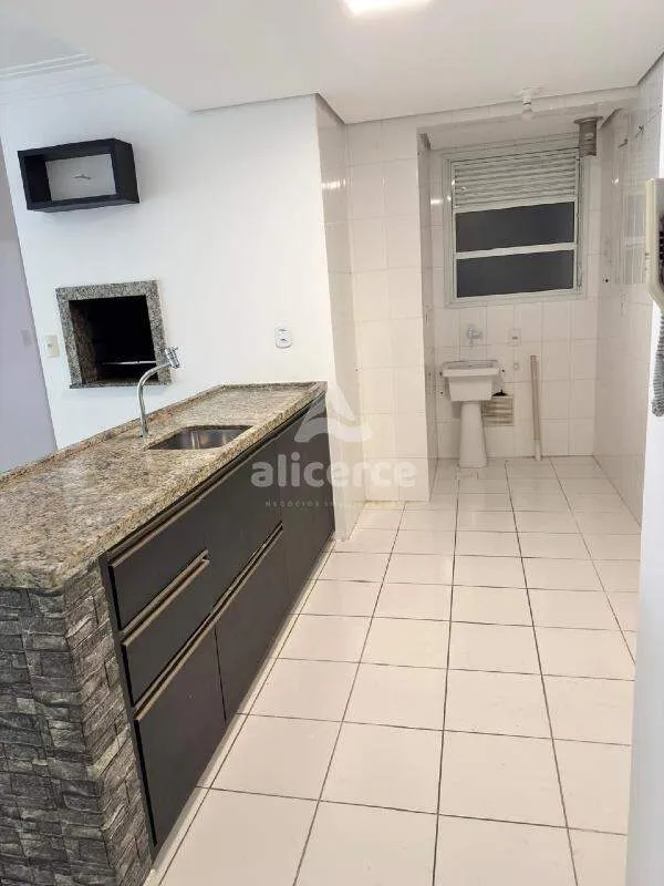 Imagem Apartamento à venda com 2 quartos 1 suíte, 75,02m² em Barreiros São José