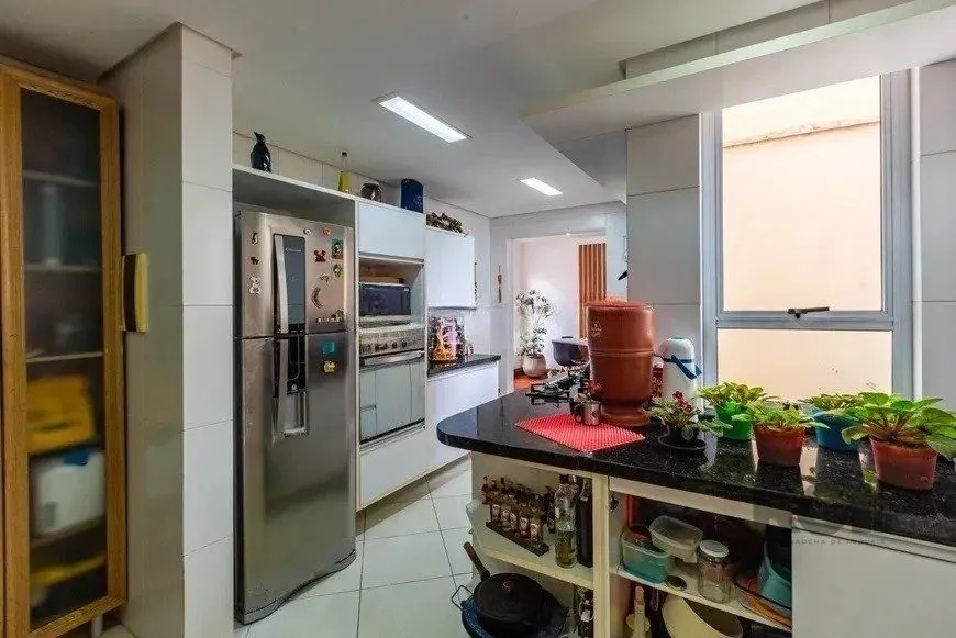 Imagem Cobertura 125m² - 3 dormitórios, 2 vagas no bairro Petrópolis