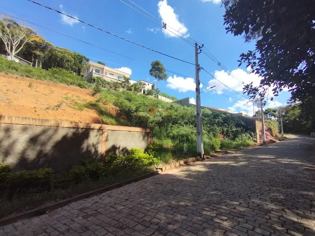 Imagem Terreno em Condomínio para Venda em Teresópolis / RJ no bairro Prata