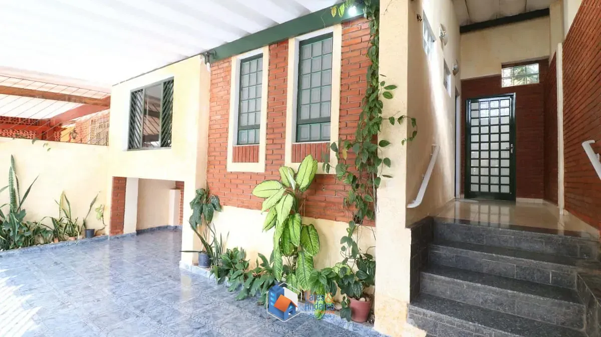Imagem Casa para venda em Bortolândia com 4 quartos, sendo 1 suíte, 188m²