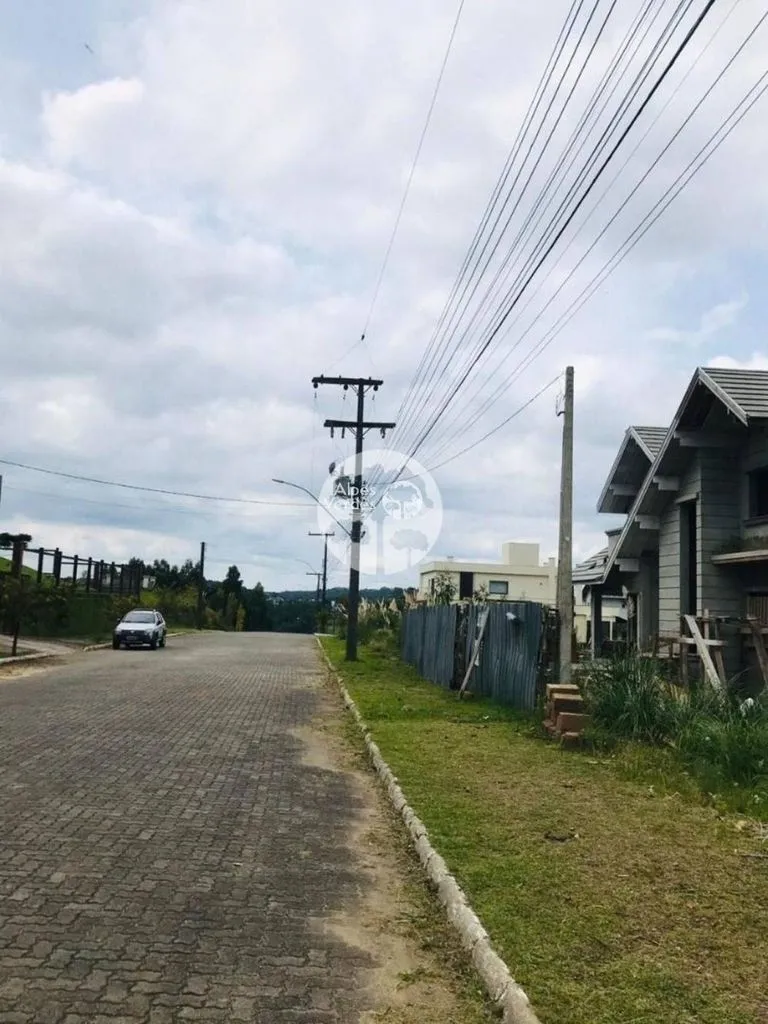 Imagem Vende-se terreno residencial de 960m2, localizado no pórtico de Gramado