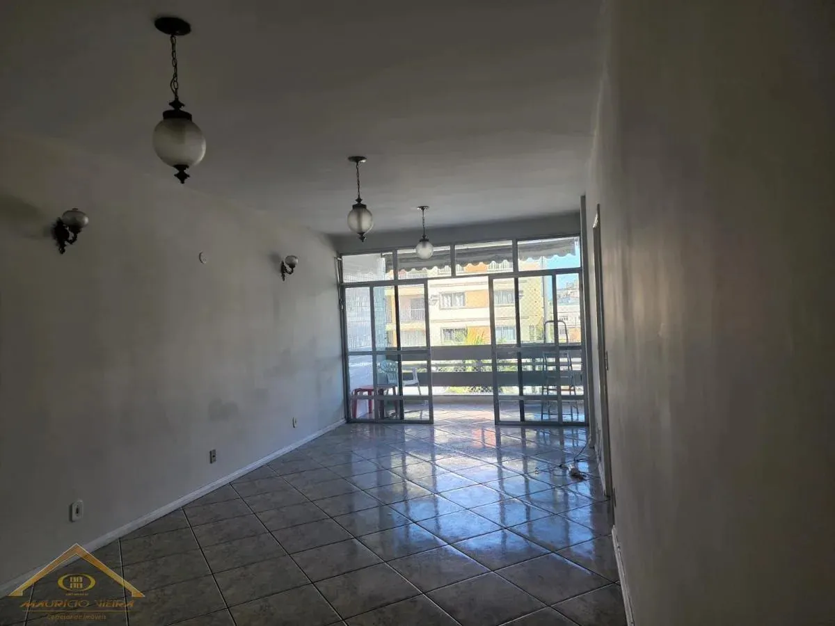 Imagem Apartamento para Venda em Cabo Frio / RJ no bairro Vila Nova