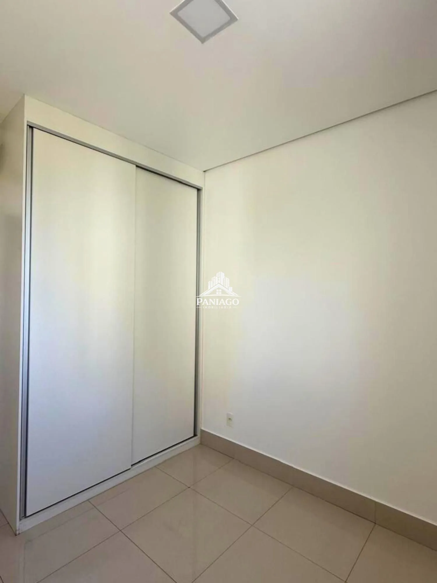 Imagem Apartamento no Edifício Jardim Beira Rio - 02 Vagas de Garagem Paralelas