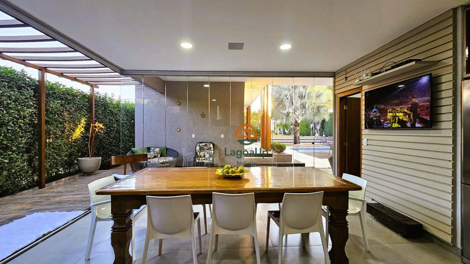 Imagem Casa com 3 dormitórios à venda, 220 m² por R$ 1.500.000 - Condomínio Veredas da Lagoa - Lagoa Santa/MG