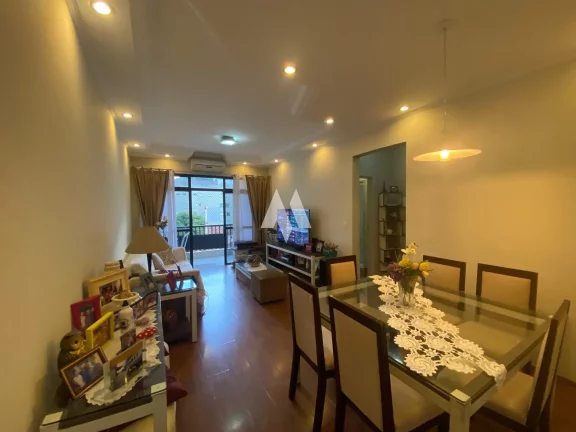 Imagem Apartamento para Venda de 2 dormitórios - Quadra da Praia do Itararé / São Vicente