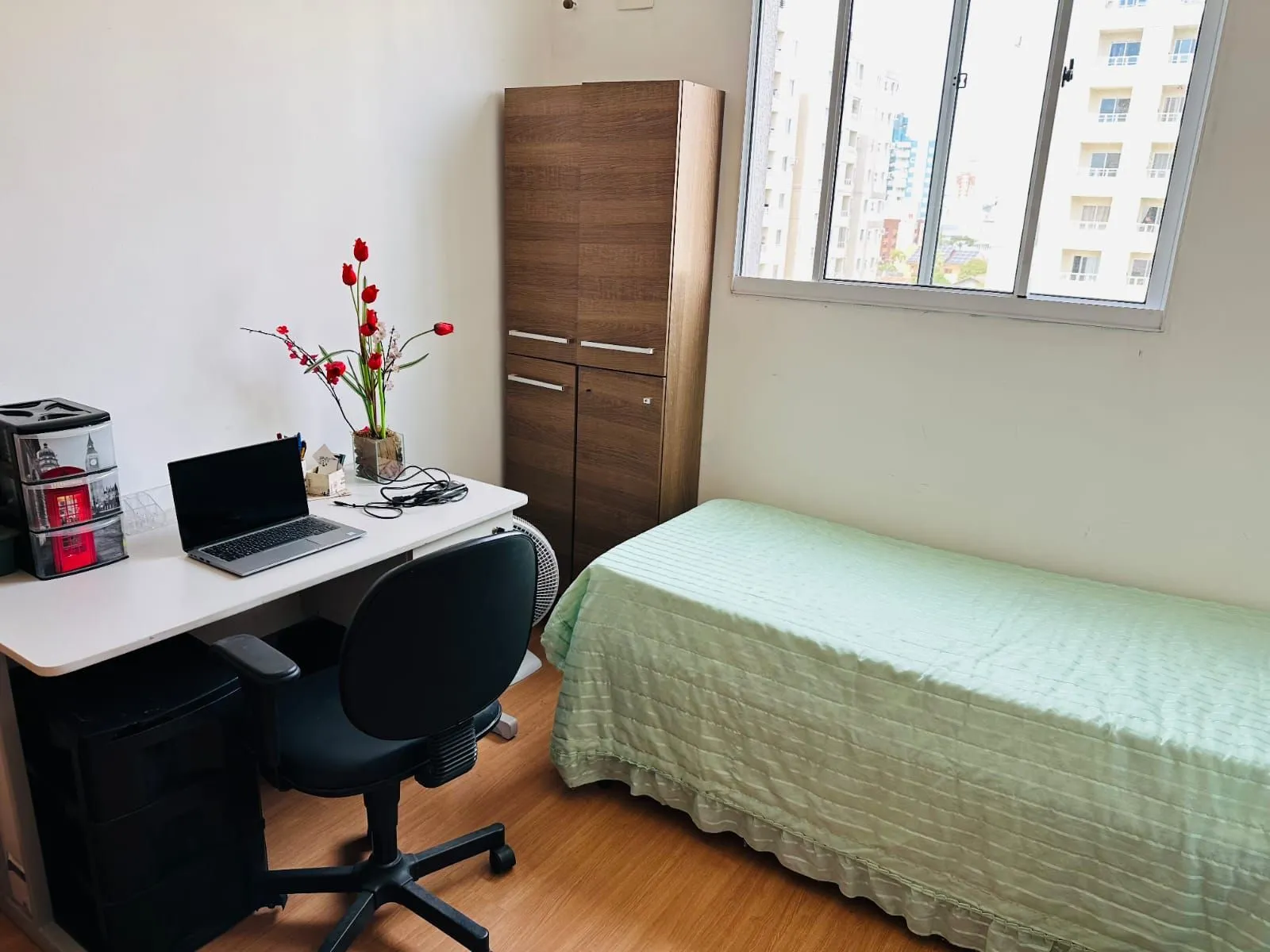 Imagem Excelente apartamento 2 dormitórios e vaga em Novo Hamburgo