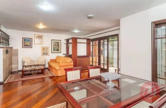Imagem Casa à venda, 253 m² por R$ 1.600.000,00 - Rio Branco - Porto Alegre/RS