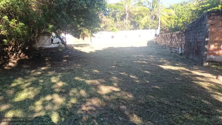 Imagem Terreno em Condomínio de Luxo em Catu de Abrantes, Camaçari-BA 700m² de pura sofisticação!