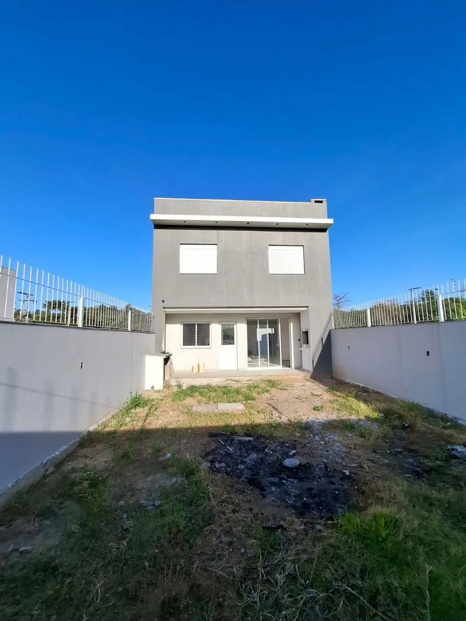 Imagem Casa a Venda no Bairro espirito Santo, Zona Sul de Porto Alegre.