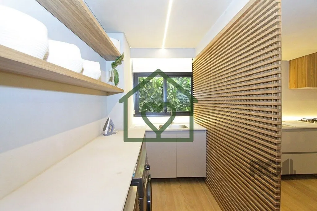 Imagem Apresento um sofisticado apartamento de 151 m² privativos no 18º andar, situado no bairro Menino D...