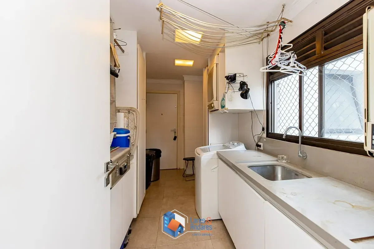Imagem Apartamento para venda em Campo Belo com 3 quartos, sendo 1 suíte, 187m²