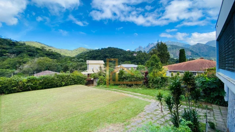 Imagem Casa com 3 dormitórios sendo 2 suítes à venda, 161 m² Carlos Guinle - Teresópolis/RJ