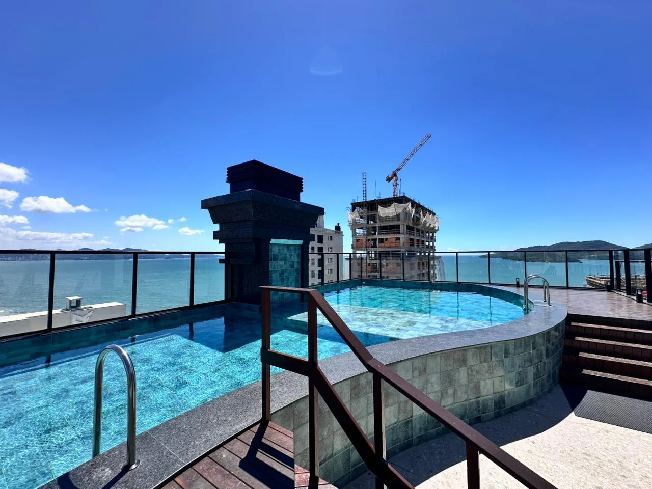 Imagem Apartamento com vista para o mar à venda com 119.47m2 por R$ 1.450.000,00