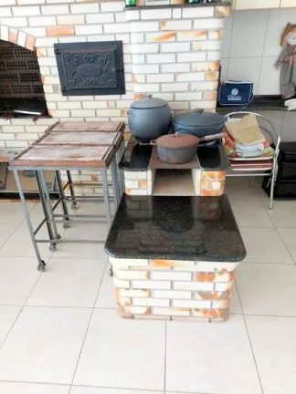 Imagem SOBRADO LADO PRAIA COM 6 SUITES PERTINHO DA PRAIA COM PISCINA