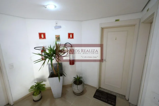 Imagem Conheca TownHouse, Com 3 Dormitórios, sendo 1 suíte 3 banheiros 2 vagas Varanda Lavanderia Churrasqueira Piso Portobello Armários embutidos submetida; Quartos,banheiros,sala,lavanderia e cozinha Clube em condomínio residencial fechado Segurança e portaria
